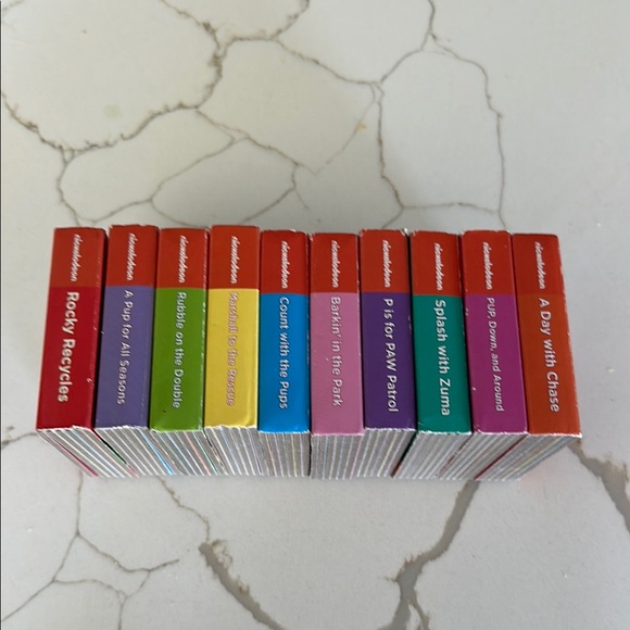 Nickelodeon PAW Patrol Kids Book Set - Pink, Purple, Red - Picture 13 of 13